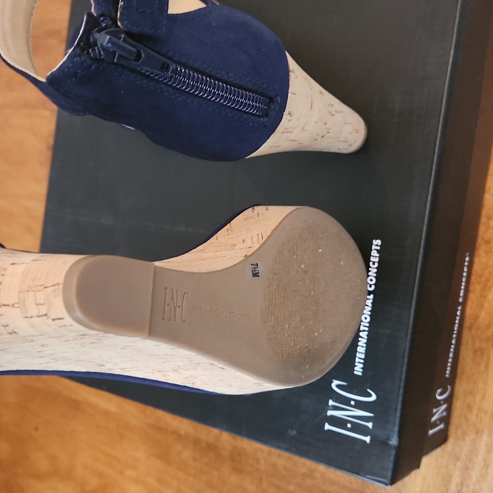I.N.C. shoes - Picture 4 of 4